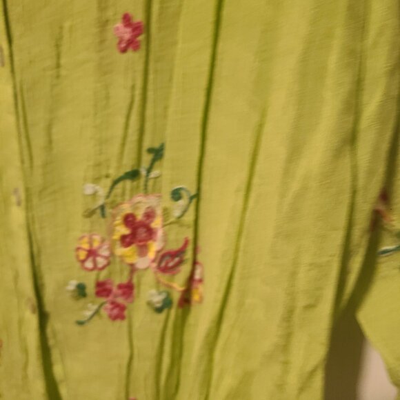Figueroa & Flower Gauzy Long Sleeve Blouse Embroidered Floral 3X LS Button Front - Picture 8 of 10